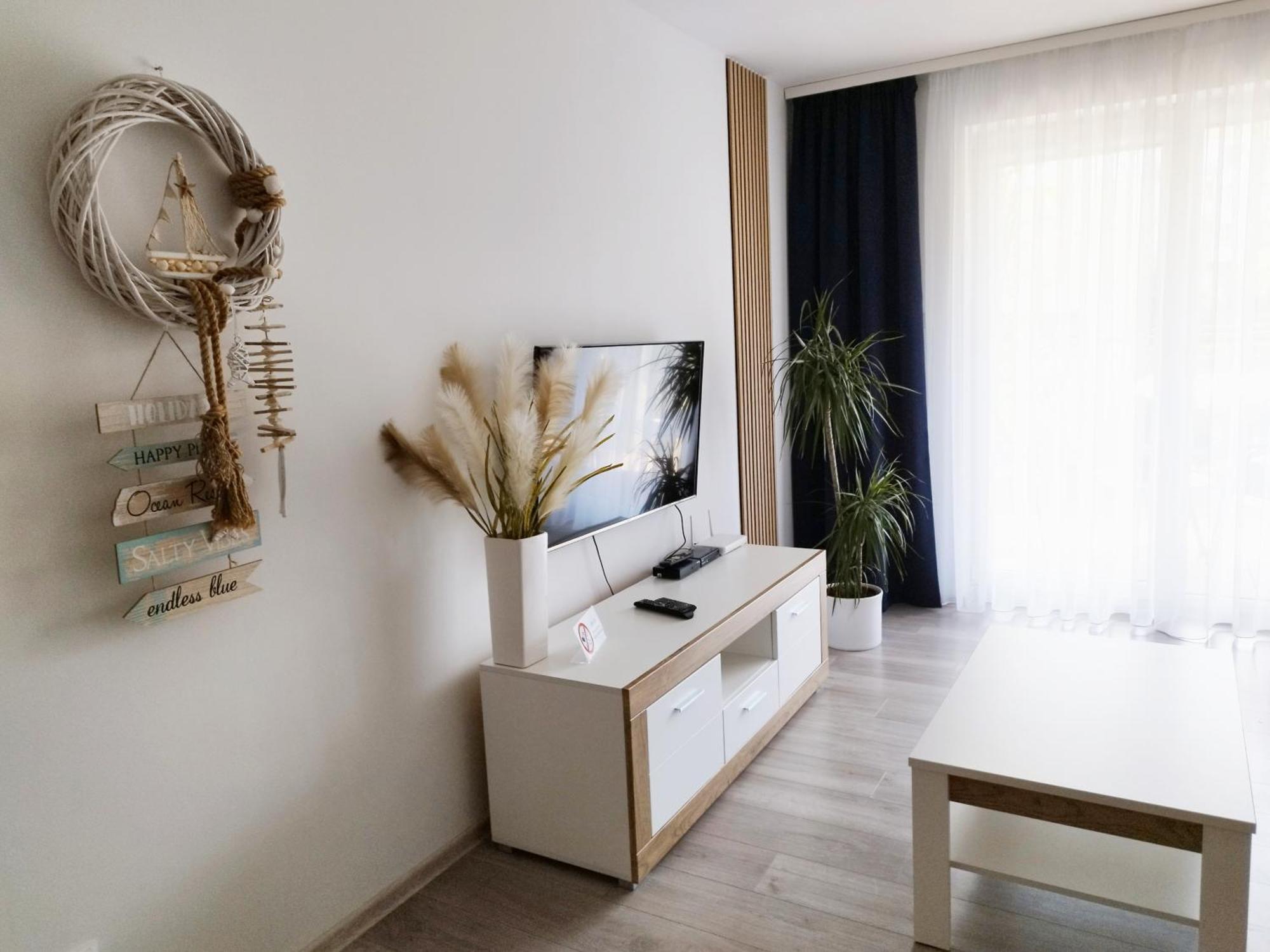 Apartament Mari Polanki Park 코워브제크 외부 사진